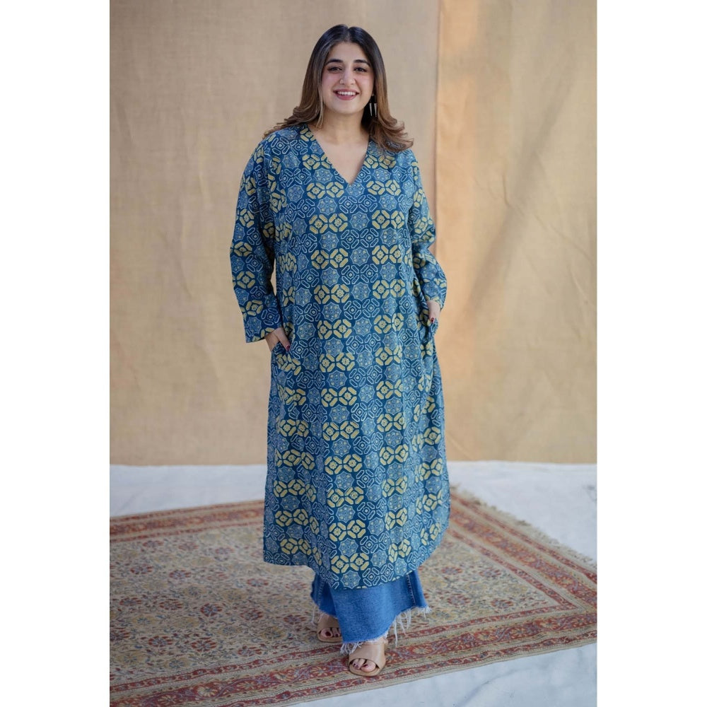The Indian Ethnic Co. Blue Ajrakh Hand Block Printed Cotton Jabba Kali Kurta