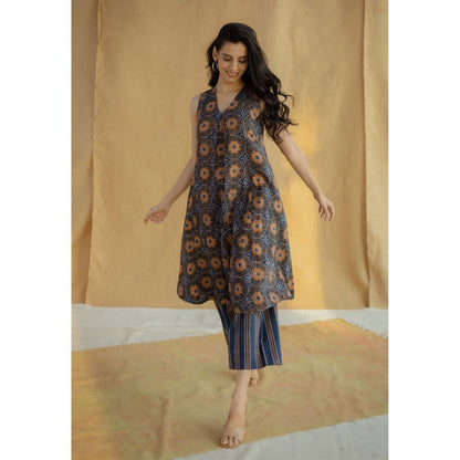 The Indian Ethnic Co. Navy Blue A-Line Ajrakh Hand Block Printed Cotton Kurta