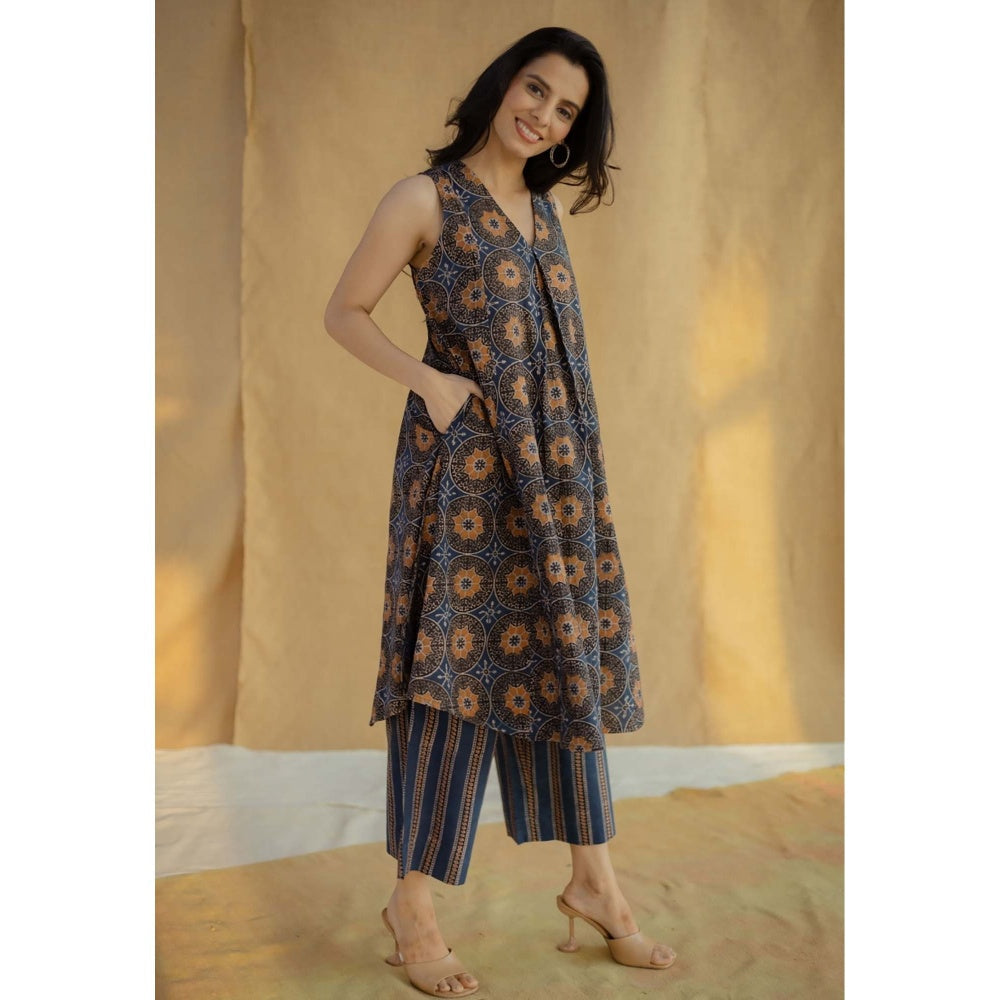 The Indian Ethnic Co. Navy Blue A-Line Ajrakh Hand Block Printed Cotton Kurta
