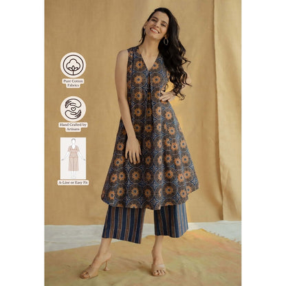 The Indian Ethnic Co. Navy Blue A-Line Ajrakh Hand Block Printed Cotton Kurta