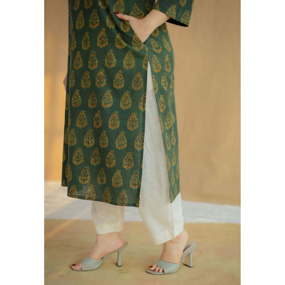 The Indian Ethnic Co. Green Straight Ajrakh Hand Block Printed Cotton Kurta
