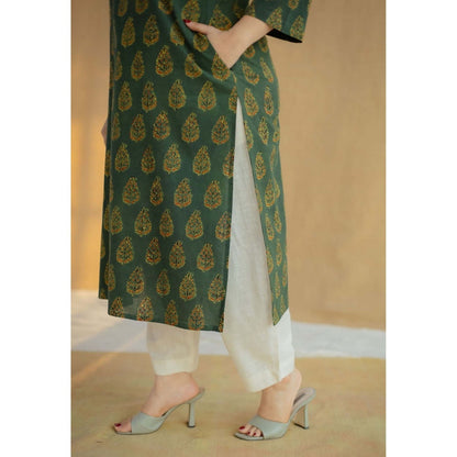 The Indian Ethnic Co. Green Straight Ajrakh Hand Block Printed Cotton Kurta