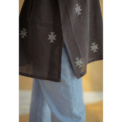The Indian Ethnic Co. Brown Jamdani Handwoven Kala Cotton Straight Short Tunic