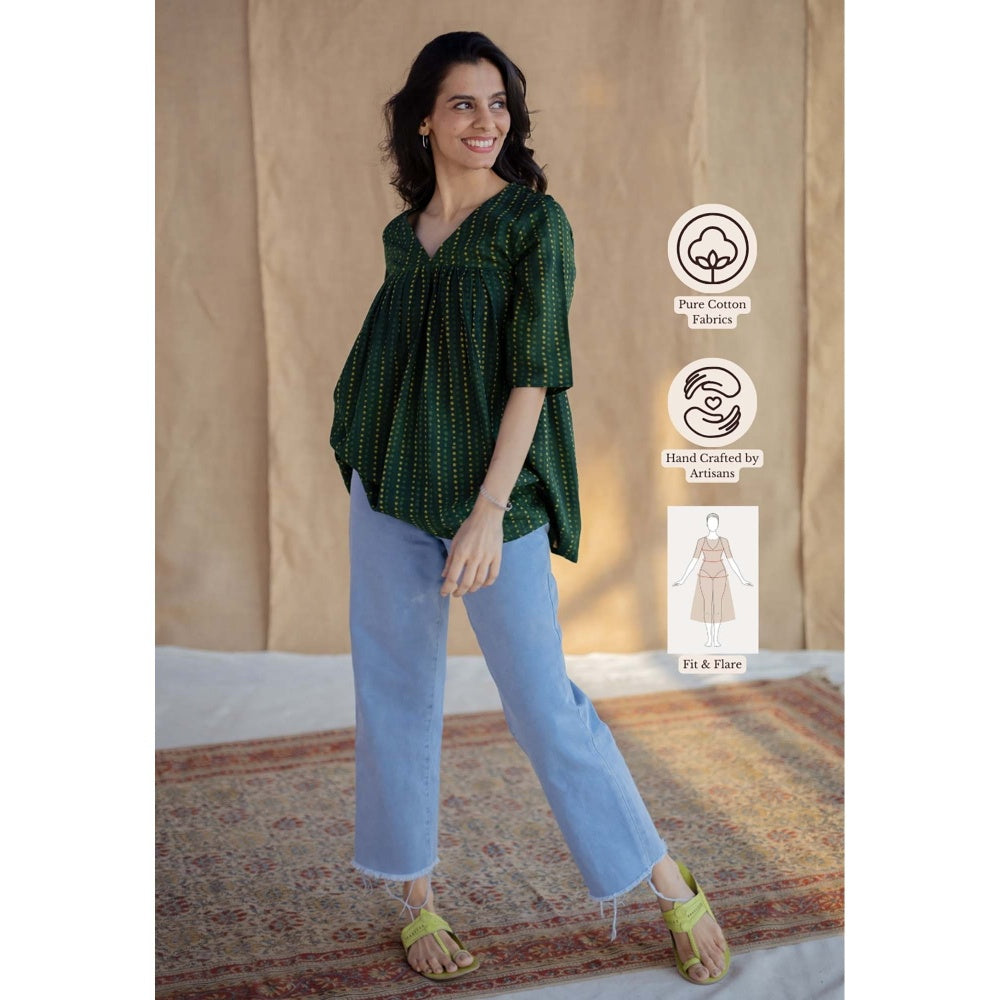The Indian Ethnic Co. Green A-Line Dabu Hand Block Printed Slub Cotton Short Top