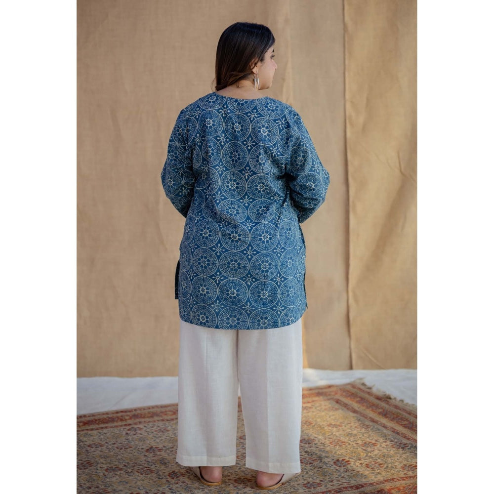 The Indian Ethnic Co. Blue Straight Ajrakh Hand Block Printed Cotton Short Tunic