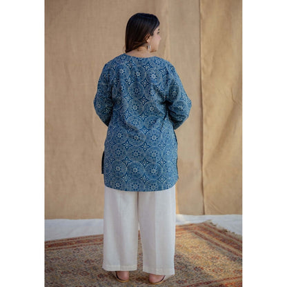 The Indian Ethnic Co. Blue Straight Ajrakh Hand Block Printed Cotton Short Tunic