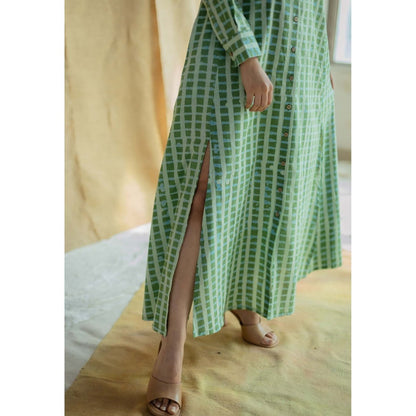 The Indian Ethnic Co. Green A-Line Batik Printed Slub Cotton Dress