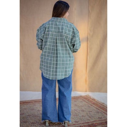 The Indian Ethnic Co. Green Dabu Hand Block Printed Slub Cotton Loose Shirt