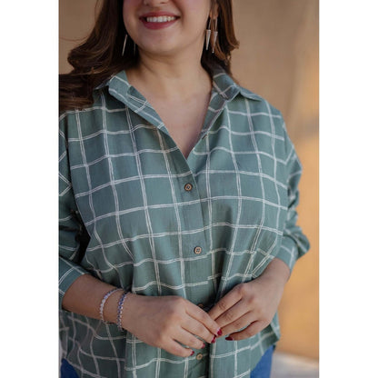 The Indian Ethnic Co. Green Dabu Hand Block Printed Slub Cotton Loose Shirt