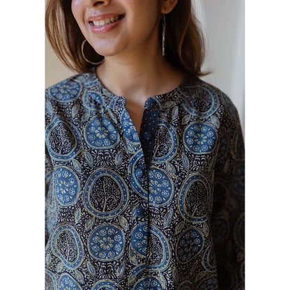 The Indian Ethnic Co. Aarna Black Ajrakh Cotton Straight Kurta