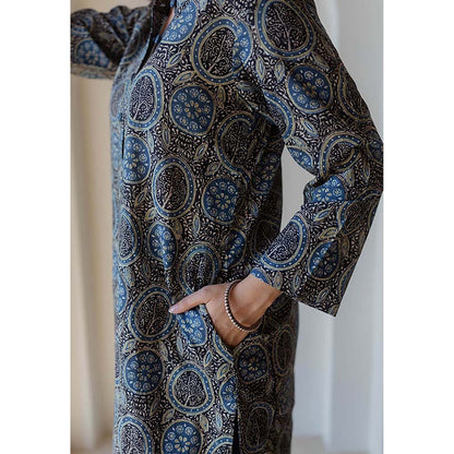 The Indian Ethnic Co. Aarna Black Ajrakh Cotton Straight Kurta