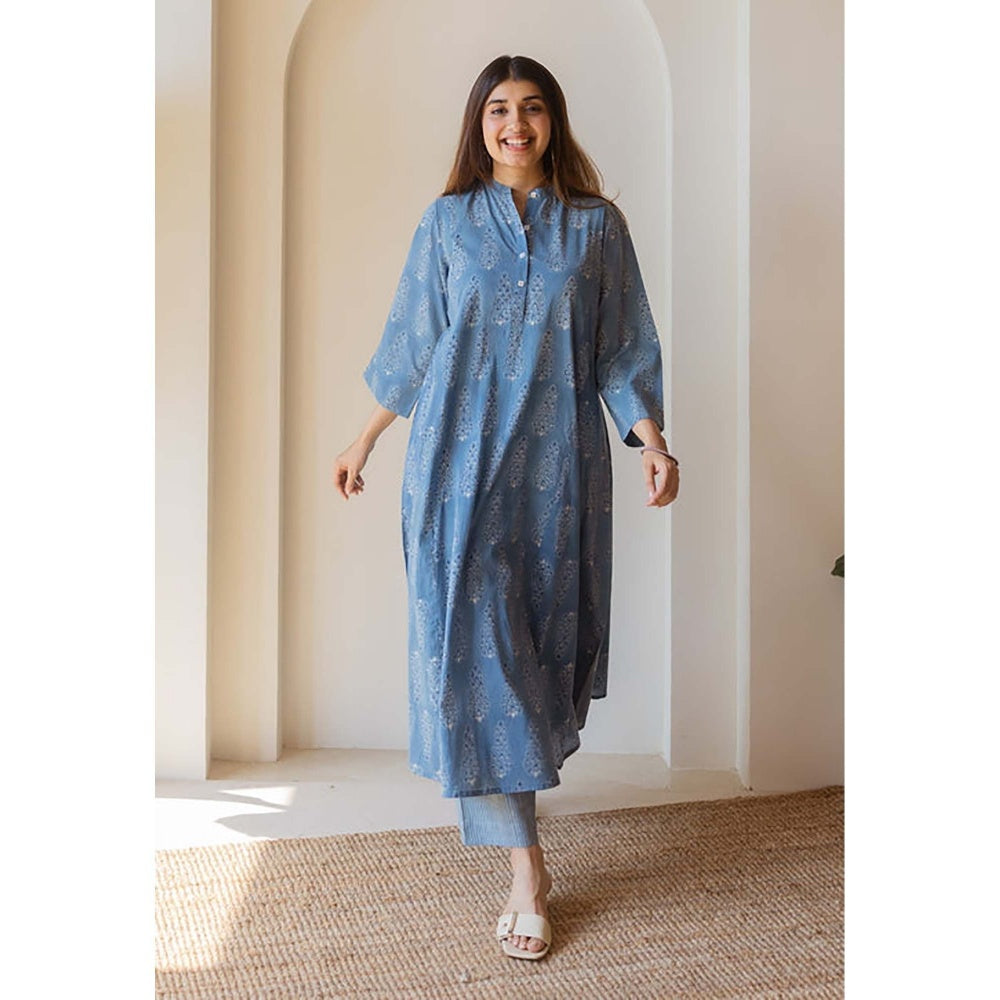 The Indian Ethnic Co. Harshita Blue Ajrakh Cotton Kali Kurta