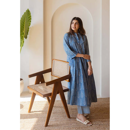 The Indian Ethnic Co. Harshita Blue Ajrakh Cotton Kali Kurta
