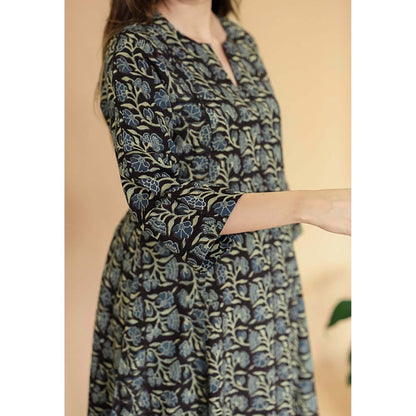 The Indian Ethnic Co. Malika Black Ajrakh Cotton Kali Kurta