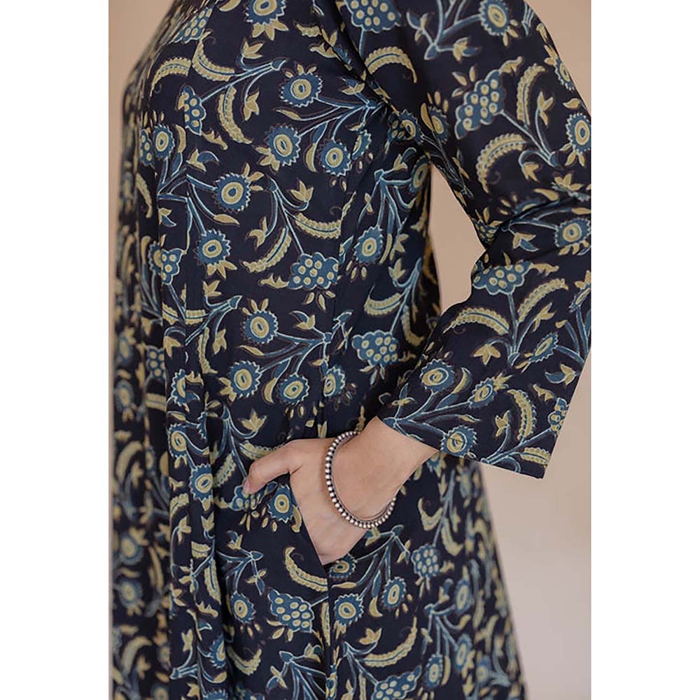 The Indian Ethnic Co. Shruti Black Ajrakh Cotton Kali Kurta