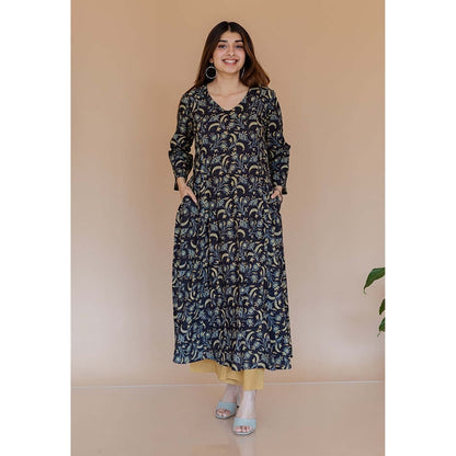 The Indian Ethnic Co. Shruti Black Ajrakh Cotton Kali Kurta