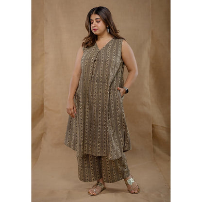 The Indian Ethnic Co. Raahi Grey Ajrakh Cotton A Line Kurta And Palazzo Co-Ord Set