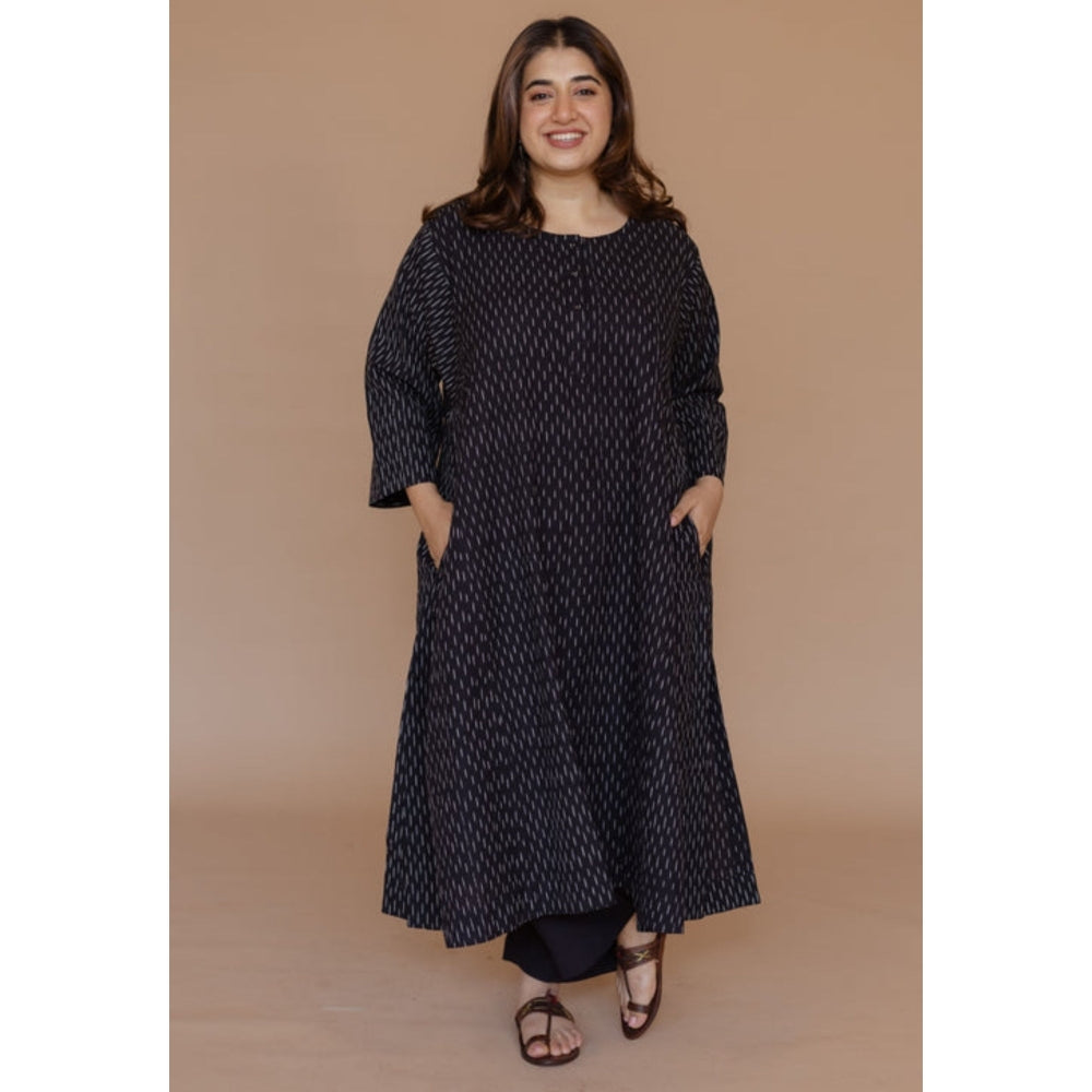 The Indian Ethnic Co. Alizah Black Handloom Ikkat Cotton Jhabba Kali Kurta