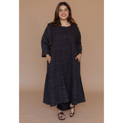 The Indian Ethnic Co. Alizah Black Handloom Ikkat Cotton Jhabba Kali Kurta