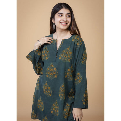 The Indian Ethnic Co. Veda Green Ajrakh Crush Cotton A Line Kurta