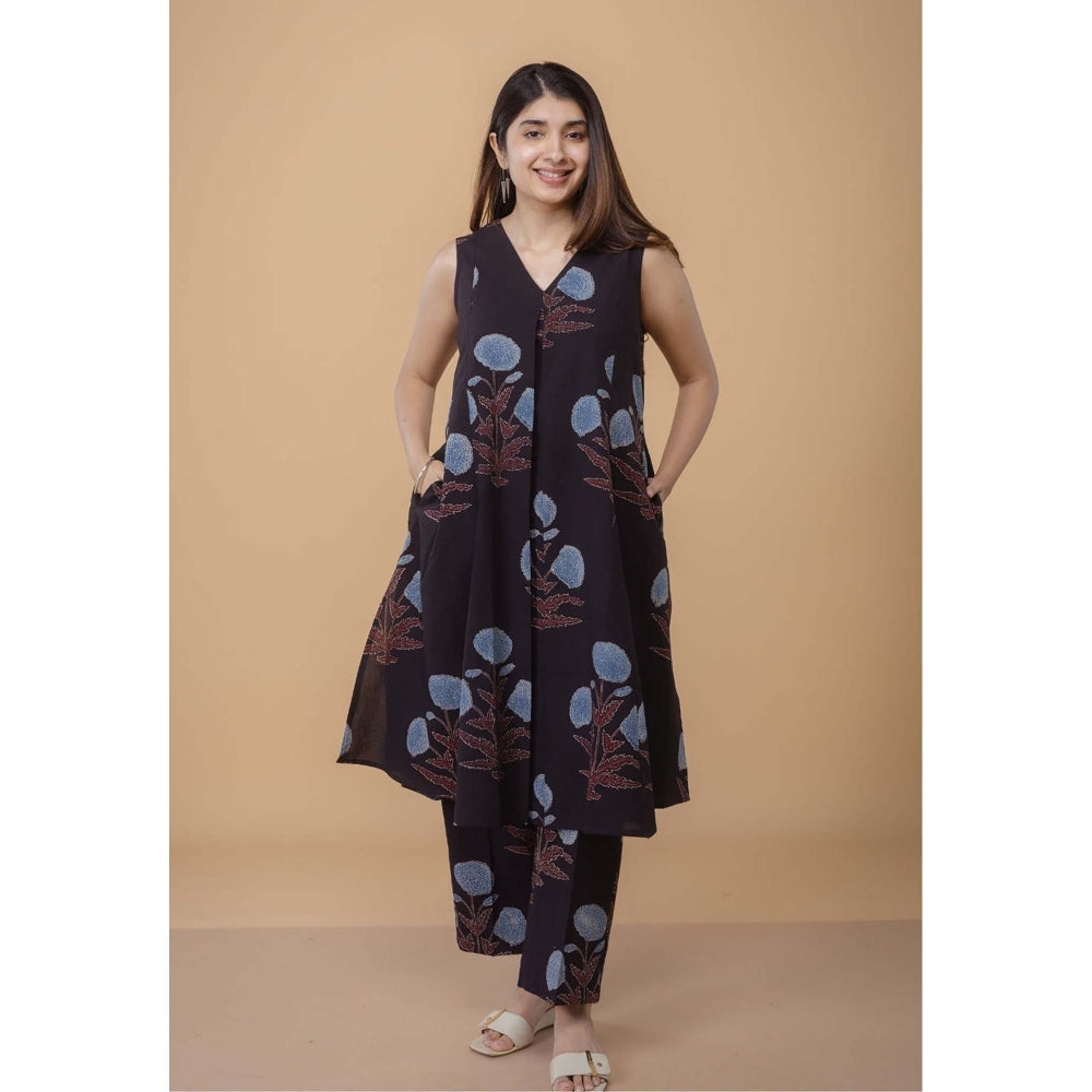 The Indian Ethnic Co. Raahi Black Ajrakh Cotton Kali Co-Ord Set