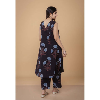 The Indian Ethnic Co. Raahi Black Ajrakh Cotton Kali Co-Ord Set