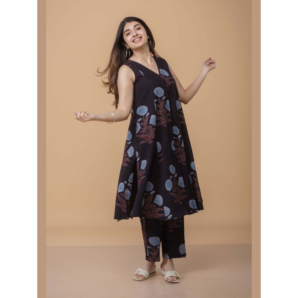 The Indian Ethnic Co. Raahi Black Ajrakh Cotton Kali Co-Ord Set