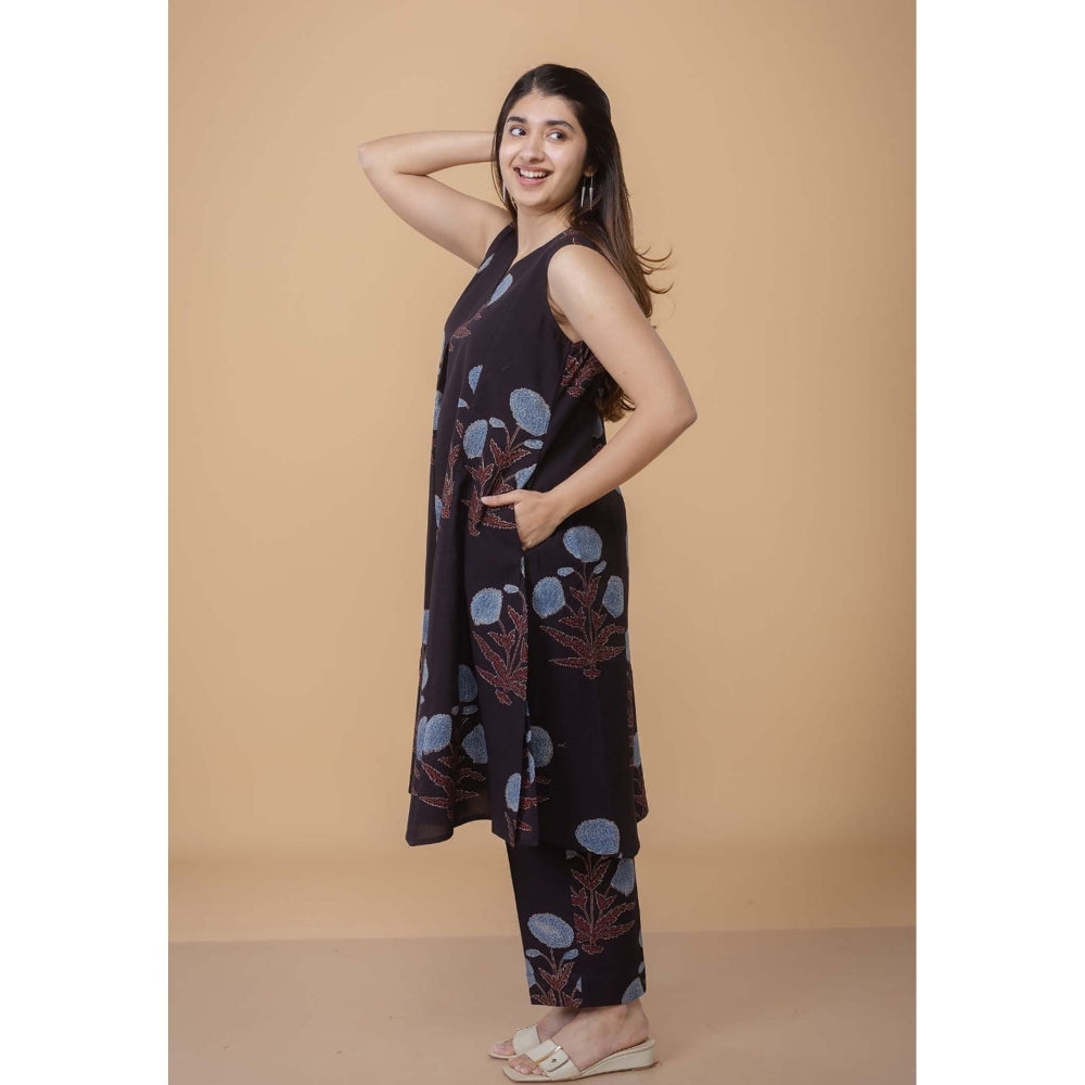 The Indian Ethnic Co. Raahi Black Ajrakh Cotton Kali Co-Ord Set