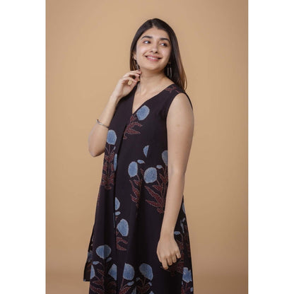 The Indian Ethnic Co. Raahi Black Ajrakh Cotton Kali Co-Ord Set
