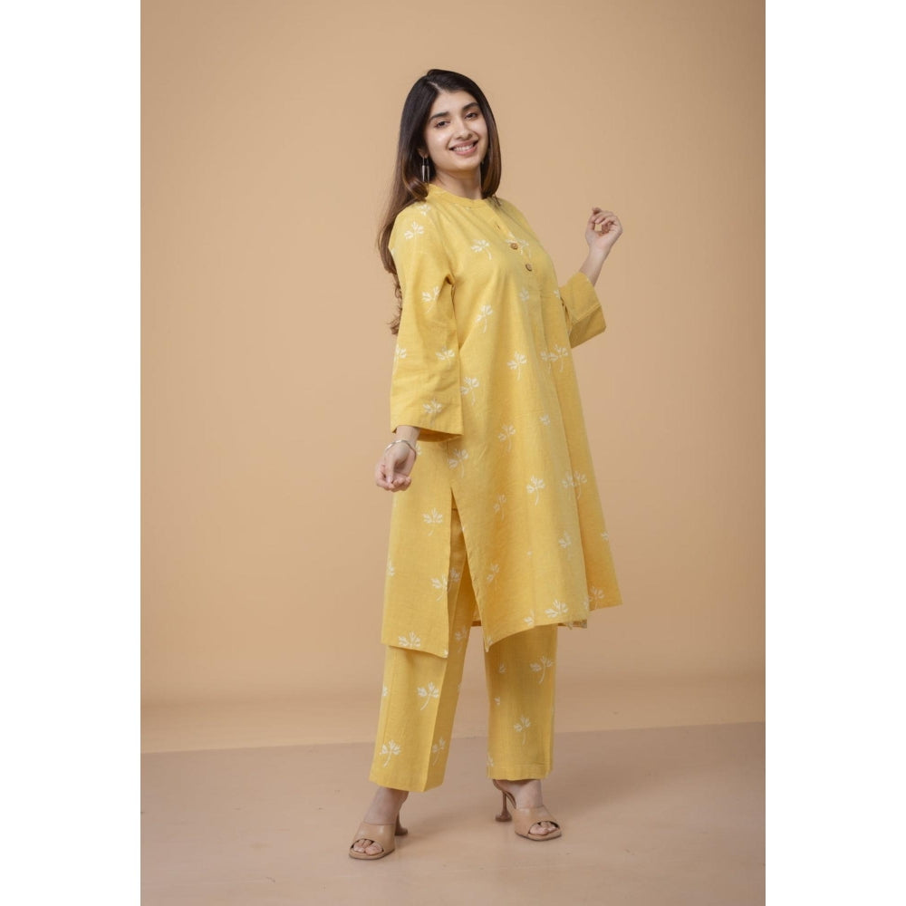 The Indian Ethnic Co. Women's Yellow Cotton Floral Printed Kurta with Pant