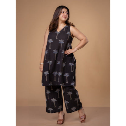 The Indian Ethnic Co. Arvika Black Ajrakh Cotton A Line Co-Ord Set
