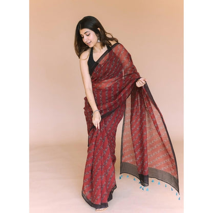 The Indian Ethnic Co. Maroon Print Kota Doria Cotton Saree with Unstitched Blouse