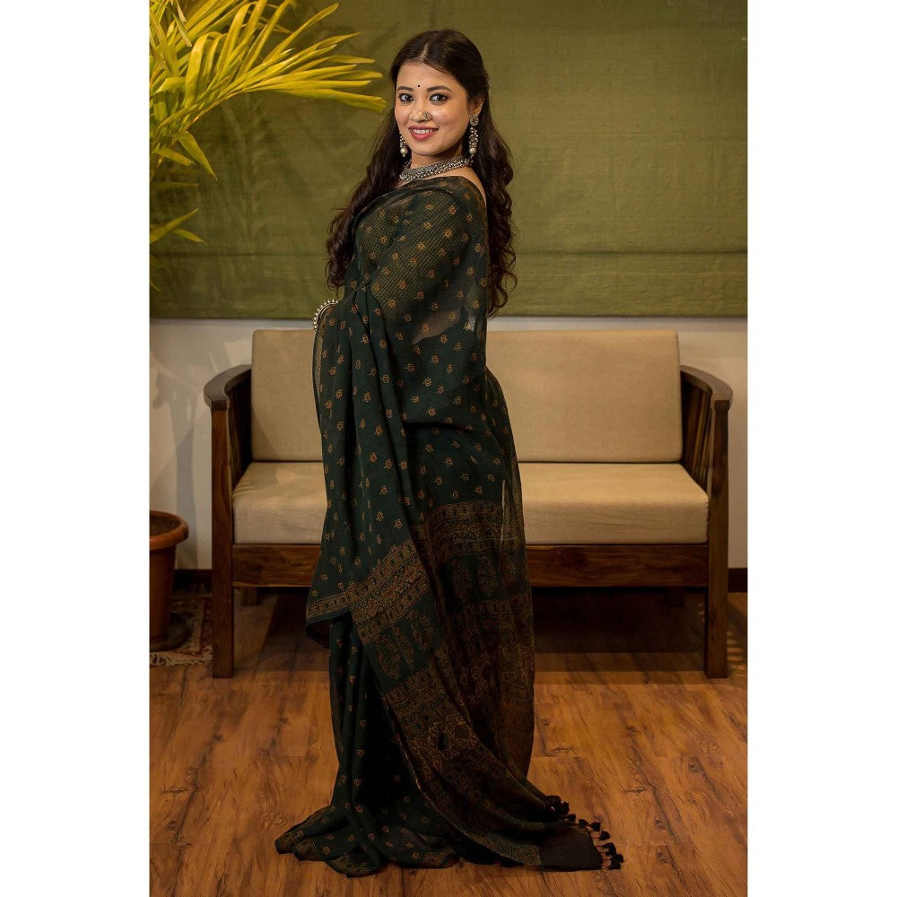 The Indian Ethnic Co. Ajrakh Natural Dyed Kota Doria Saree with Unstitched Blouse