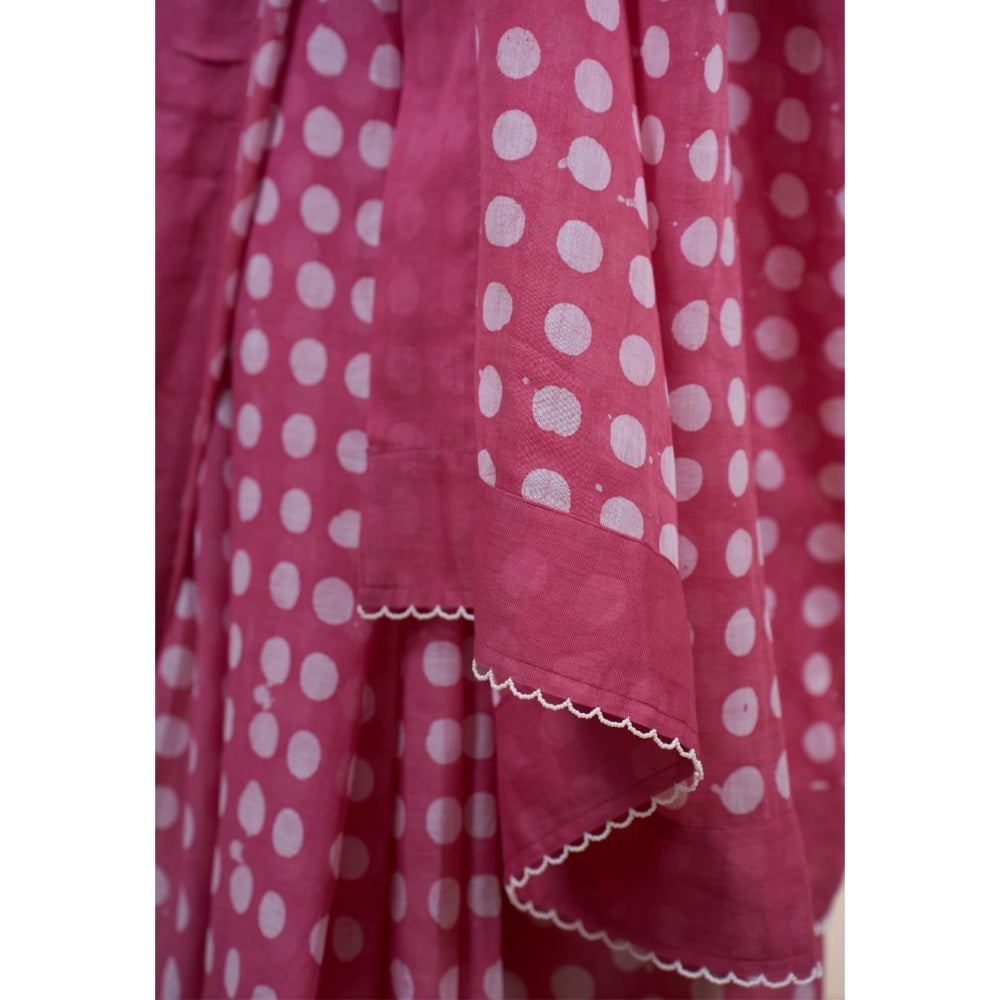 The Indian Ethnic Co. Areeza Pink Batik Hand Block Print Mul Cotton Saree Without Blouse