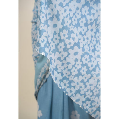 The Indian Ethnic Co. Warisha Blue Batik Hand Block Print Mul Cotton Saree Without Blouse