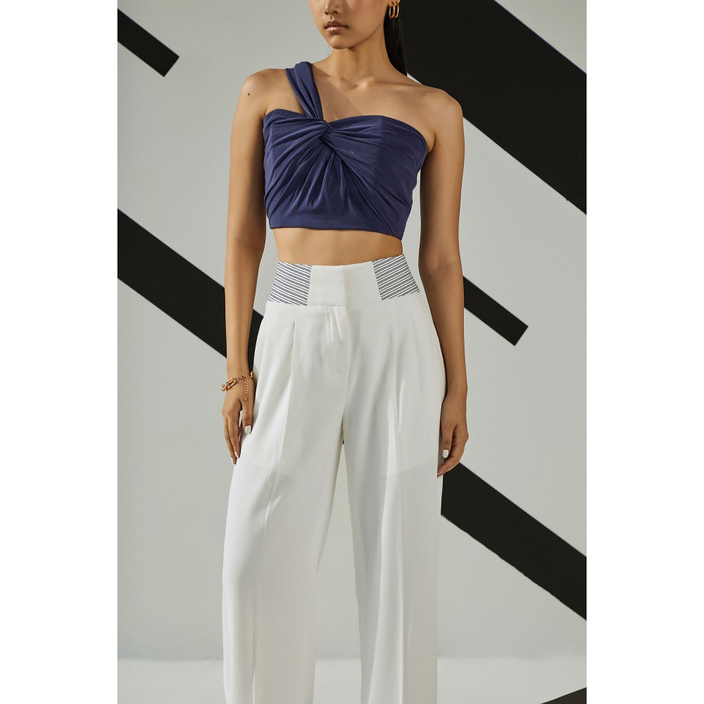 The Dapper Lady Moonlight Detail Pants - White