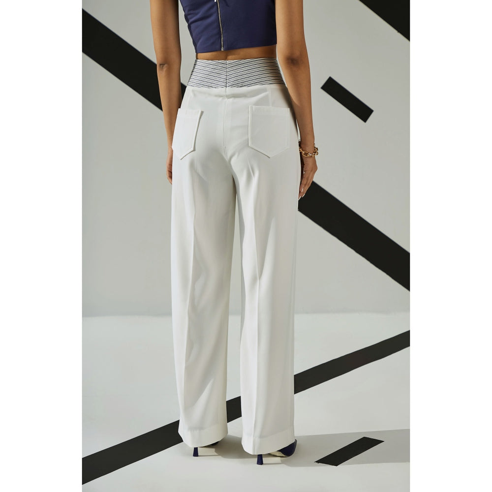 The Dapper Lady Moonlight Detail Pants - White