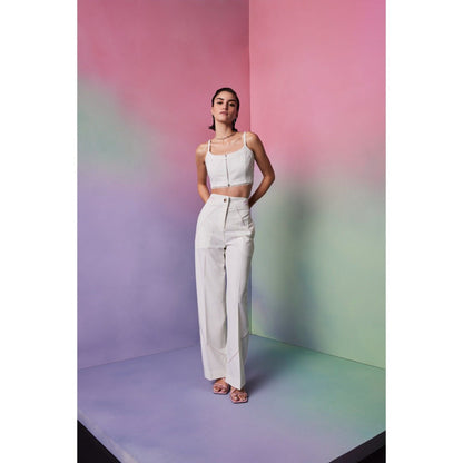 The Dapper Lady Mykonos White Solid Crop Top