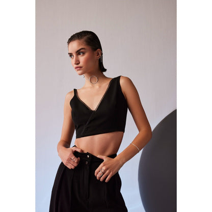 The Dapper Lady Tokyo Black Solid Crop Top