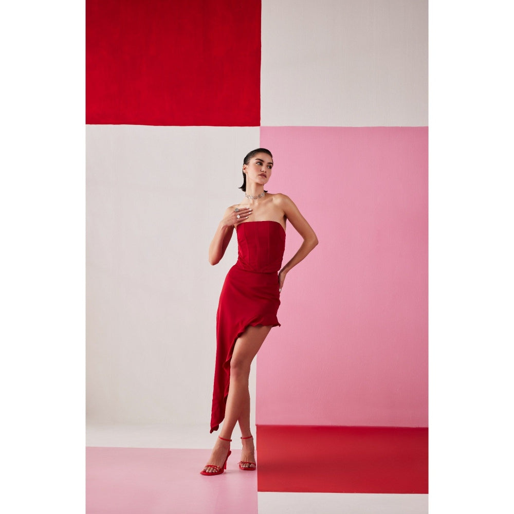 The Dapper Lady Paris Red Solid Asymmetric Skirt