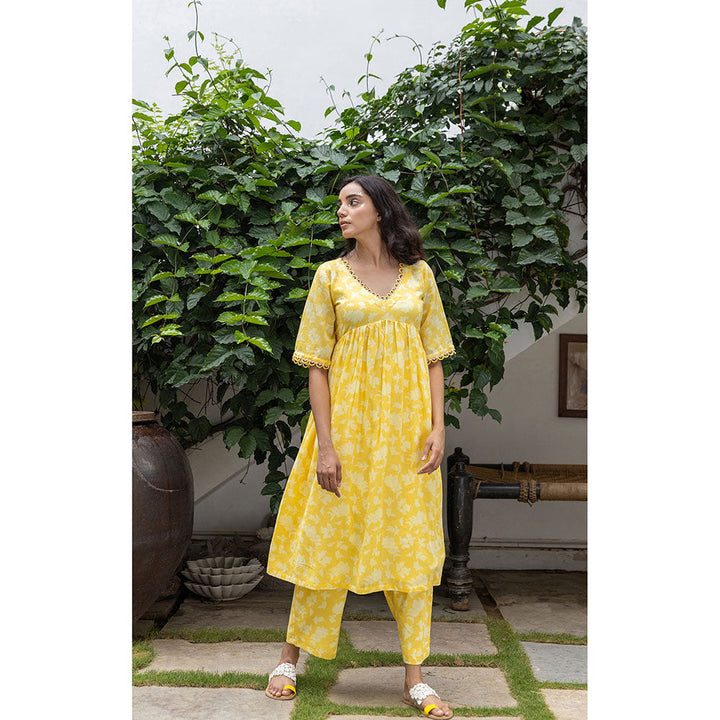 The Yellow Bow Flora Co-Ord (Set of 2)