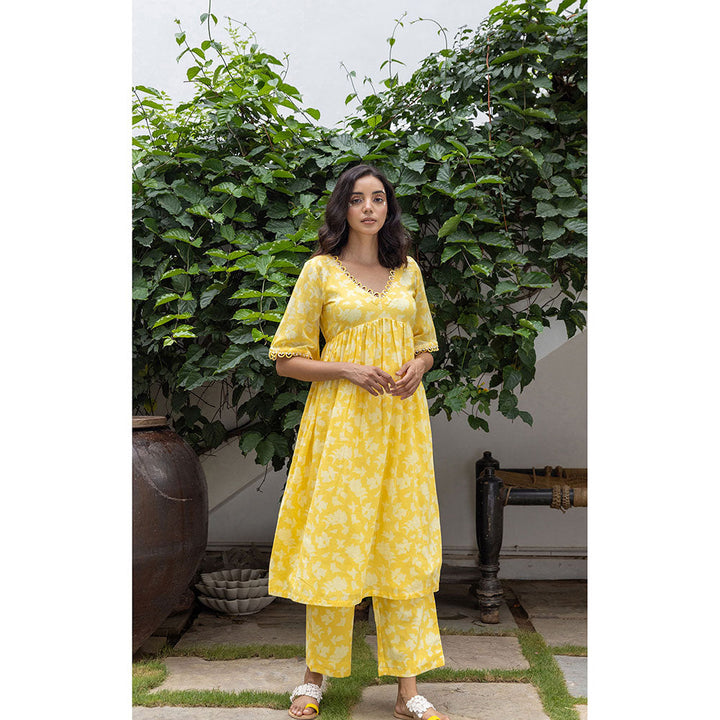 The Yellow Bow Flora Co-Ord (Set of 2)