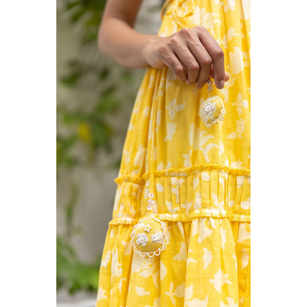 The Yellow Bow Gele Pleated Dress (Set of 2)