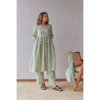 The Yellow Bow Moss Green Co-Ord (Set of 2)