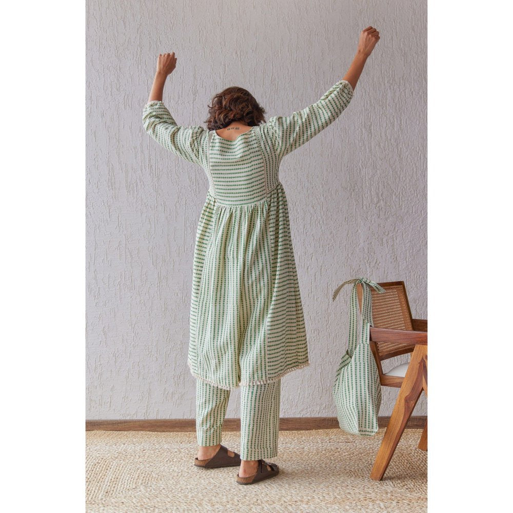 The Yellow Bow Moss Green Co-Ord (Set of 2)