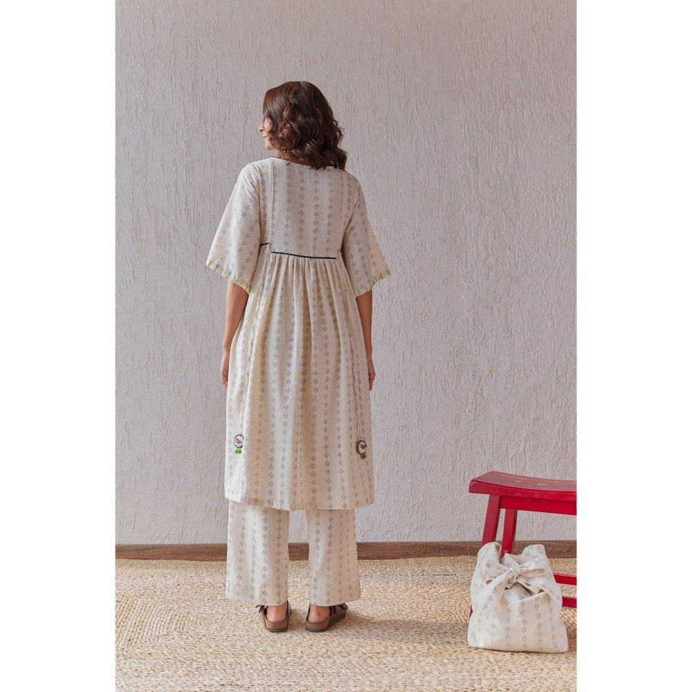 The Yellow Bow Avian Off White Co-Ord (Set of 2)