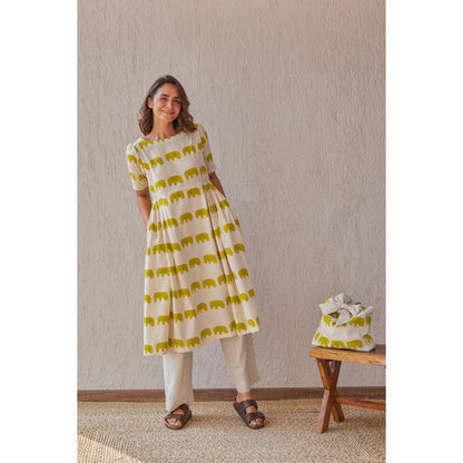 The Yellow Bow Ellie White Kurta with Pant (Set of 2)