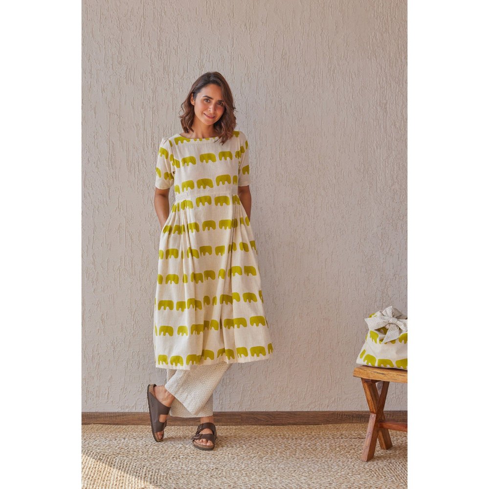 The Yellow Bow Ellie White Kurta with Pant (Set of 2)