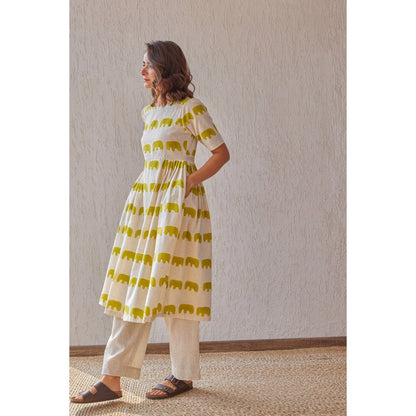 The Yellow Bow Ellie White Kurta with Pant (Set of 2)