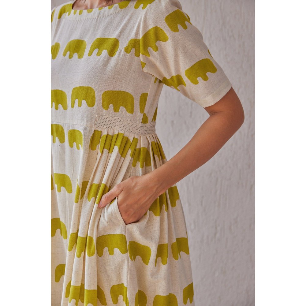 The Yellow Bow Ellie White Kurta with Pant (Set of 2)